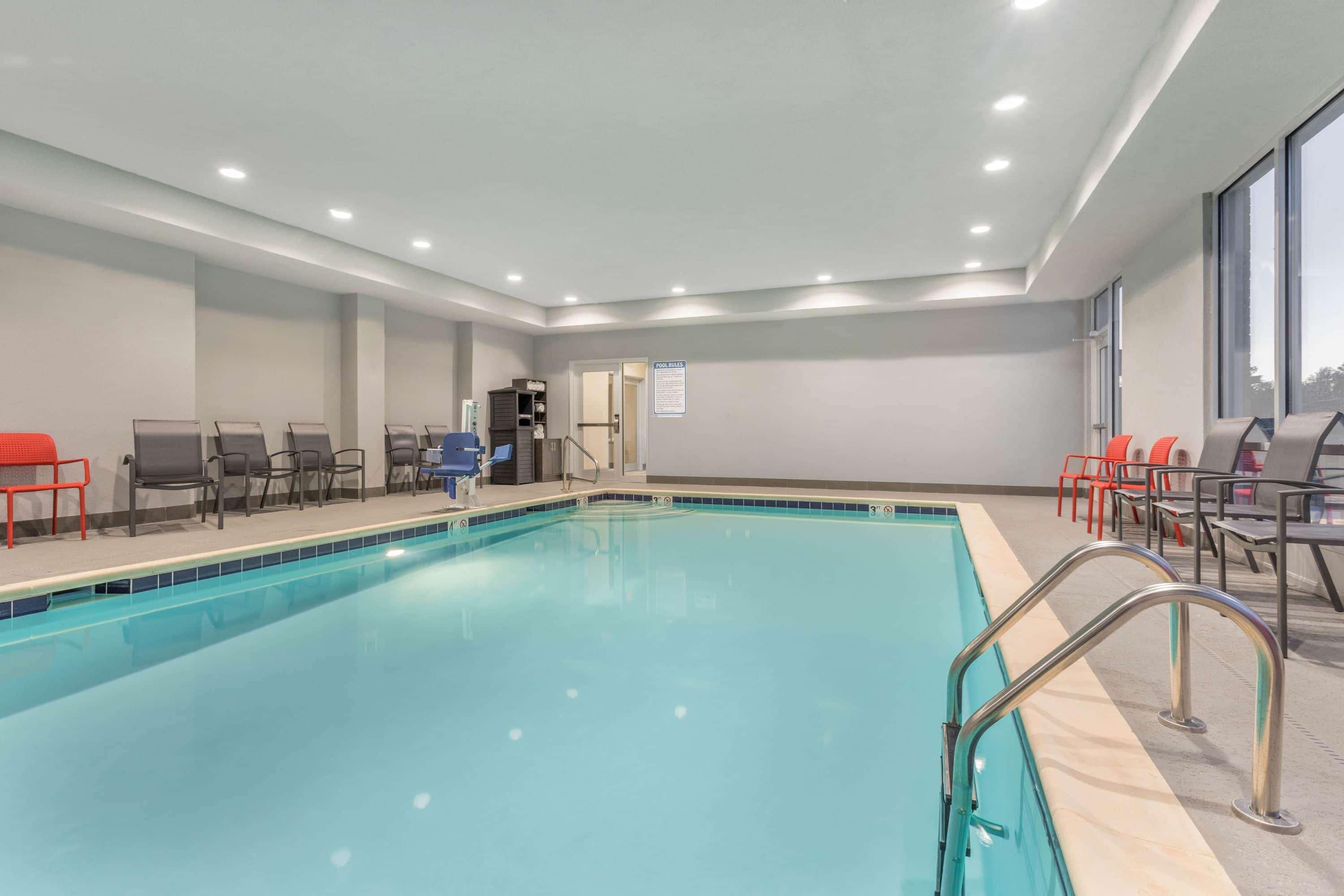 La Quinta Inn And Suites By Wyndham Блумінгтон Екстер'єр фото