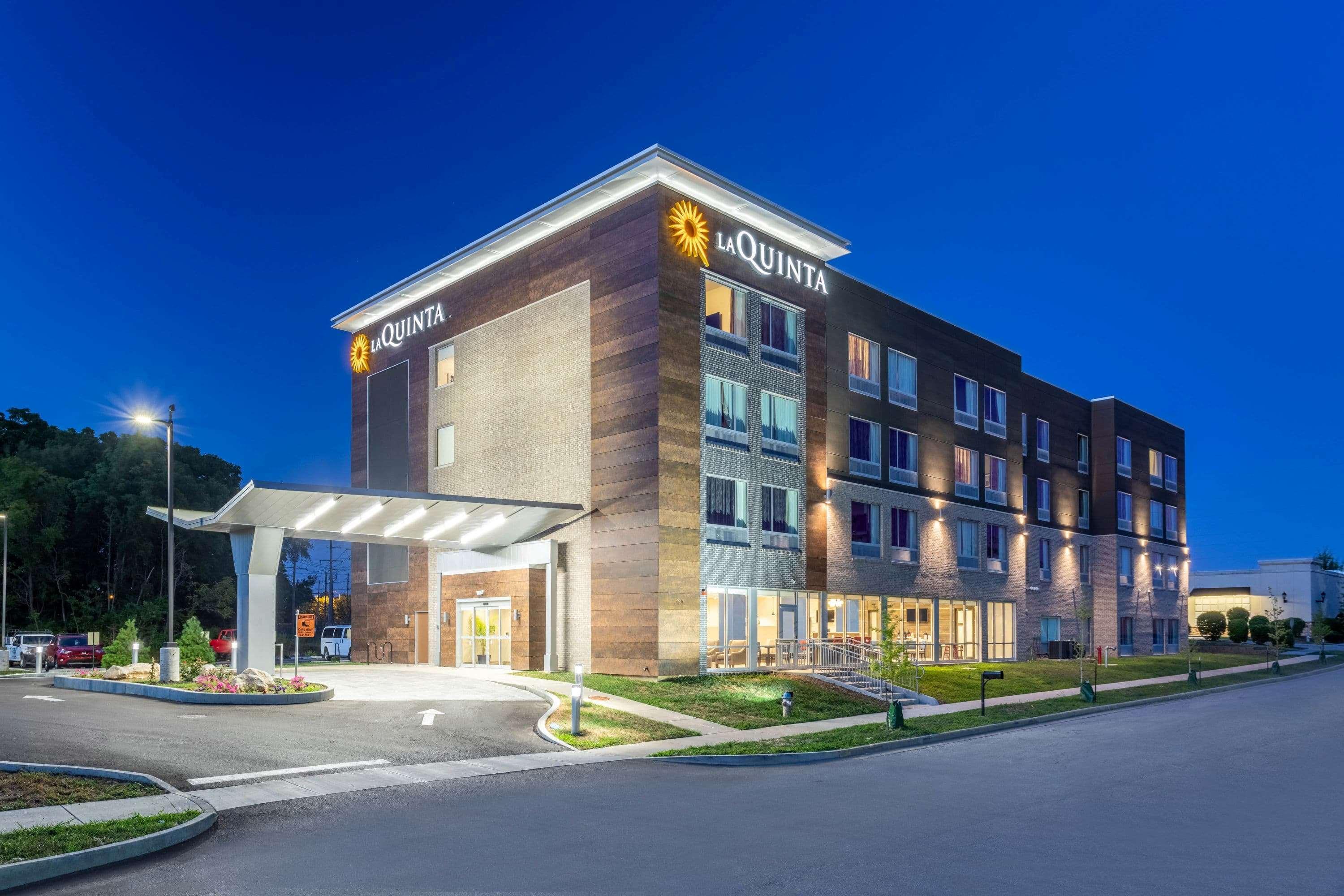 La Quinta Inn And Suites By Wyndham Блумінгтон Екстер'єр фото